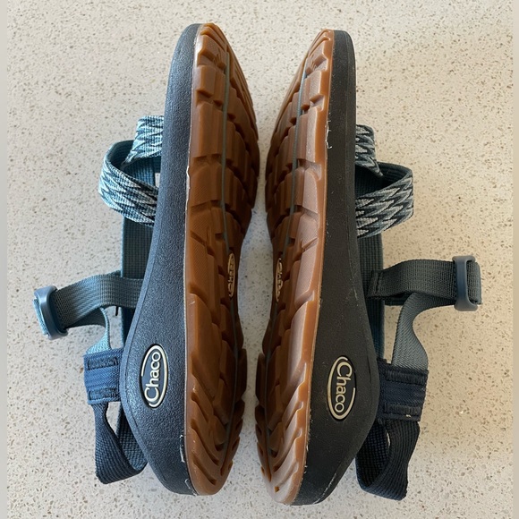 Womens Chaco’s Size 7 Blue Chevron Pattern - Picture 7 of 7